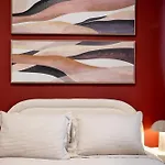 Red Diamond Elite -spacious Ultra Apartament