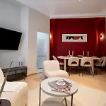 Red Diamond Elite -spacious Ultra Appartement Bucarest
