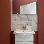 Red Diamond Elite -spacious Ultra * Bucarest