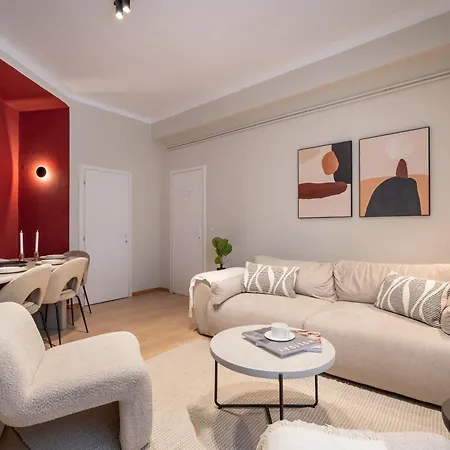 Red Diamond Elite -spacious Ultra * Bucarest