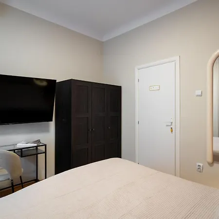 Red Diamond Elite -spacious Ultra Bukarest
