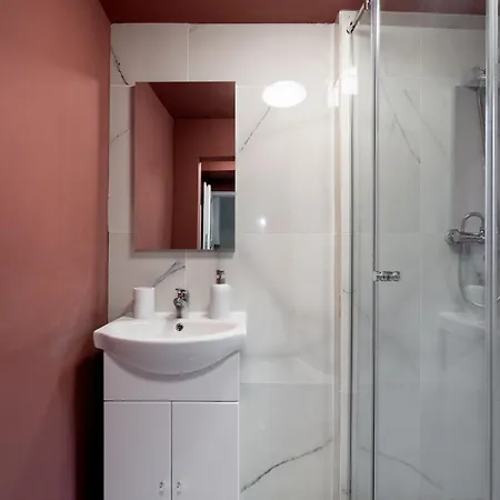 Red Diamond Elite -spacious Ultra דירה