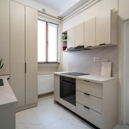Red Diamond Elite -spacious Ultra Apartman Bukarest